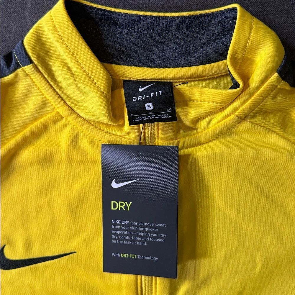Nike Youth Unisex Dri-Fit Training Sport Track Jacket Yellow Zip Pockets SMALL - Picture 3 of 7